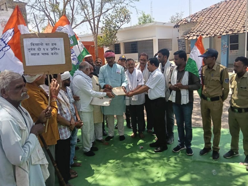 केसली में जनसमस्याओं को लेकर धरना: पूर्व मंत्री ने सौंपा ज्ञापन, किसानों के मुद्दों पर आंदोलन की चेतावनी