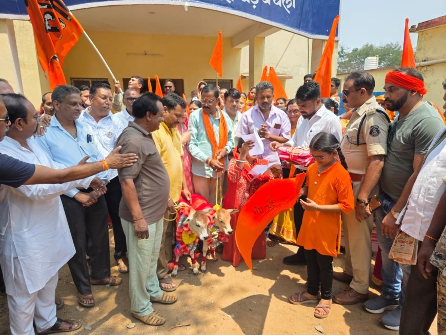 दंतेवाड़ा में गौ सम्मान दिवस पर भव्य यात्रा, गौ माता को राष्ट्र माता घोषित करने की उठी मांग