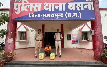 महासमुंद पुलिस की बड़ी कार्रवाई: 165 लीटर अवैध महुआ शराब जब्त, 4 आरोपी गिरफ्तार