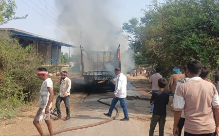 फिंगेश्वर में चलती ट्रक में लगी भीषण आग, टायर-डीजल टंकी फटने से मचा हड़कंप