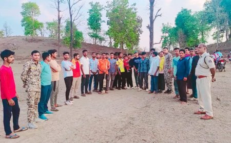 खेल के मैदान से मजबूत हो रहा पुलिस और आमजन का विश्वास, वनांचल क्षेत्रों में कबीरधाम पुलिस की अनूठी पहल
