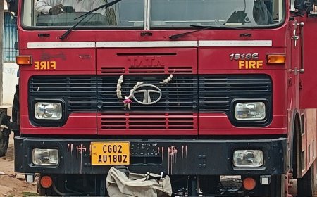 बागबाहरा के बाघामुड़ा में घर पर गिरी आकाशीय बिजली, लाखों का सामान जलकर खाक