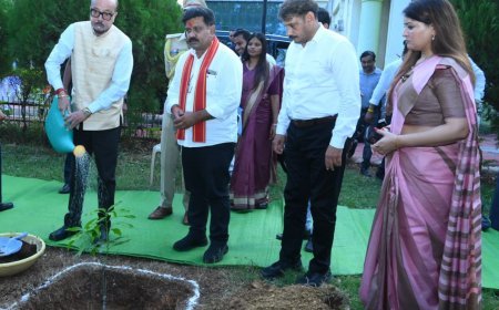 मुख्यमंत्री स्वेच्छानुदान से जरूरतमंद परिवारों को मिली राहत, उपमुख्यमंत्री विजय शर्मा ने वितरित किए सहायता राशि के चेक