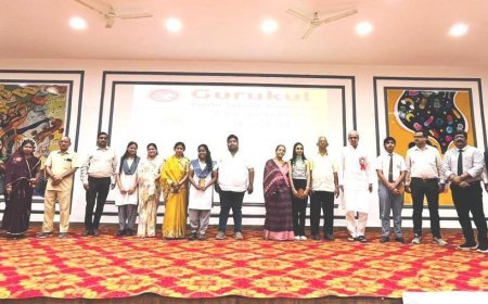 गुरुकुल पब्लिक स्कूल में मेधावी विद्यार्थियों का सम्मान, अनंत जैन और प्रणव तिवारी ने जिले में किया टॉप