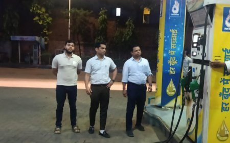 अनियमितताओं पर खरसिया का वंदना पेट्रोल पंप सील, जिला प्रशासन की देर रात बड़ी कार्रवाई