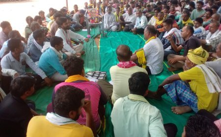 गोना समाधान शिविर से पहले कोकड़ी में बड़ी बैठक, कलेक्टर-एसपी नहीं आए तो बहिष्कार की चेतावनी