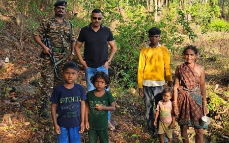 Kawardha News : सुदूर वनांचल ग्राम बेंदा पहुंचे एसपी धर्मेंद्र सिंह, बच्चों और ग्रामीणों से किया सीधा संवाद