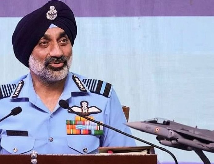 “ड्रोन और रोबोट तय करेंगे भविष्य की जंग”, एयरफोर्स चीफ अमर प्रीत सिंह ने बताई भारत की रणनीति
