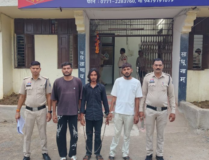 रायपुर में बलवा और चाकूबाजी मामले में 3 आरोपी गिरफ्तार, दो नाबालिगों पर भी कार्रवाई