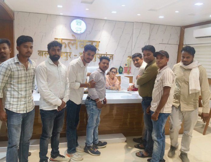 एनएच-343 निर्माण में भ्रष्टाचार के आरोप, युवा कांग्रेस और एनएसयूआई ने सौंपा ज्ञापन
