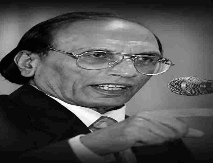 उर्दू शायरी का चमकता सितारा बुझा, पद्मश्री बशीर बद्र का निधन