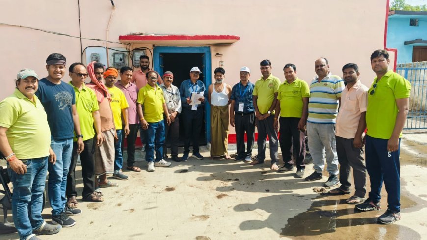 गनियारी में स्वच्छता अभियान टीम ने लिया डॉ. तीजन बाई का आशीर्वाद, बोलीं—“आंखों की चमक बता रही है मैं स्वस्थ हूं”