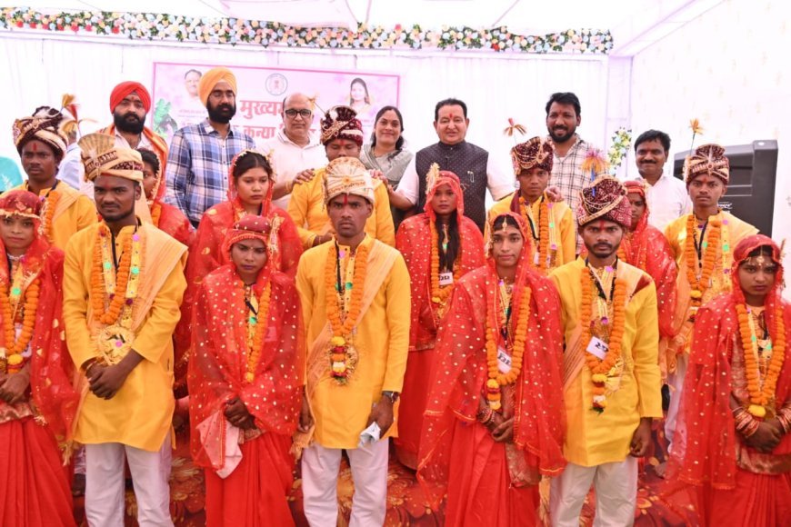 मुख्यमंत्री कन्या विवाह योजना के तहत 57 जोड़े परिणय सूत्र में बंधे, विधायक डॉ. संपत अग्रवाल ने दिया आशीर्वाद