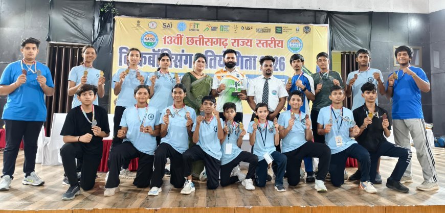 राज्यस्तरीय किकबॉक्सिंग प्रतियोगिता में बेमेतरा के खिलाड़ियों का शानदार प्रदर्शन, द वारक्राय अकादमी ने जीते 31 पदक