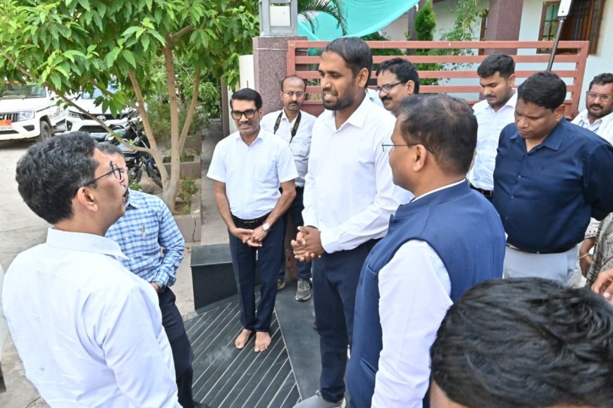 नक्शा प्रोजेक्ट का केंद्रीय सचिव ने किया निरीक्षण, सर्वे टीम बढ़ाने के दिए निर्देश