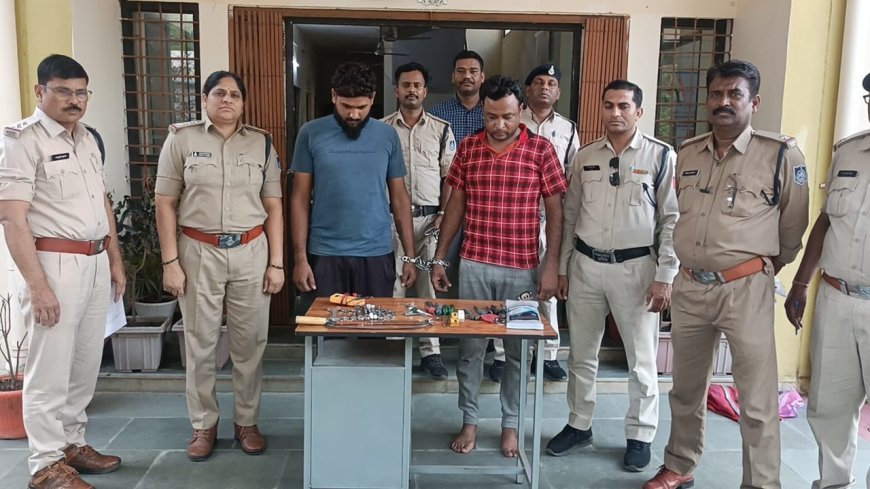 बीएसएनएल अधिकारी बनकर मोबाइल टावरों से केबल चोरी करने वाले दो आरोपी गिरफ्तार