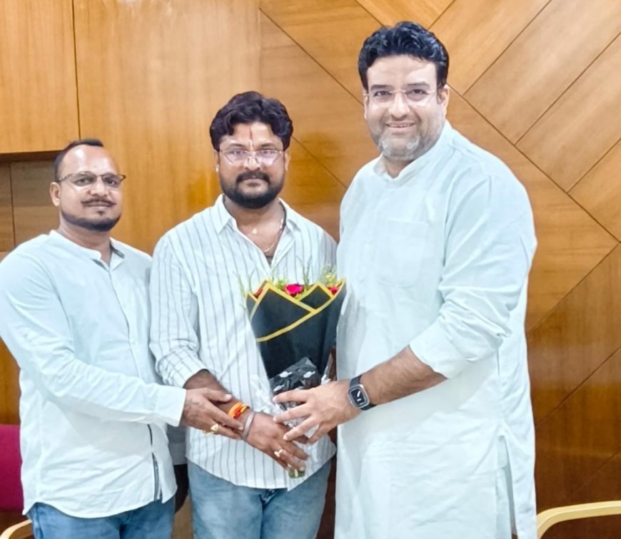 कांग्रेस संगठन को मजबूत बनाने पर रायपुर में हुई अहम चर्चा, नेताओं ने की सौजन्य मुलाकात
