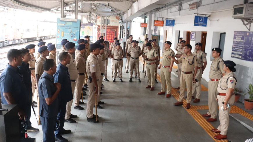 राजनांदगांव रेलवे स्टेशन पर पुलिस, RPF और GRP की संयुक्त मॉक ड्रिल