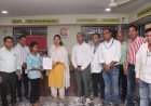 कलेक्टर पद्मिनी भोई साहू ने महतारी सदन, स्वास्थ्य केंद्र और खाद वितरण व्यवस्था का किया निरीक्षण
