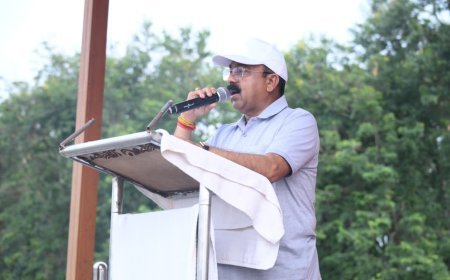 जगदलपुर में ‘संडे ऑन सायकल’ कार्यक्रम में शामिल हुए उप मुख्यमंत्री अरुण साव, फिटनेस और पर्यावरण संरक्षण का दिया संदेश