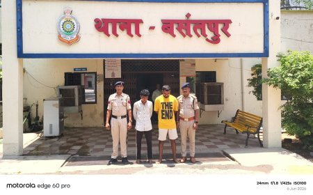 बसंतपुर पुलिस की बड़ी कार्रवाई, 144 पौवा अवैध शराब और एक्टिवा जब्त, 5 आरोपी गिरफ्तार