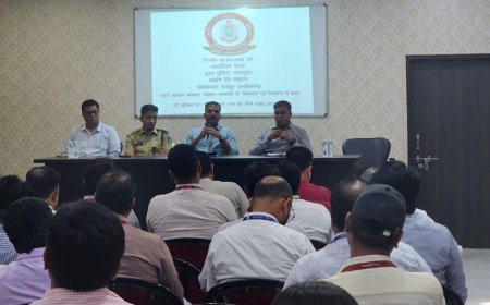रायपुर में साइबर अपराध रोकथाम को लेकर पुलिस-बैंक अधिकारियों की अहम बैठक, त्वरित कार्रवाई पर जोर