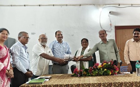 कलेक्टर रोहित व्यास की पहल पर शिक्षा विभाग सक्रिय, स्वच्छता और शाला प्रवेश उत्सव पर विशेष जोर