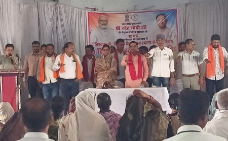 नशा मुक्त भारत सप्ताह के तहत कबीरधाम में जागरूकता कार्यक्रम, नागरिकों को दिलाई गई नशामुक्ति की शपथ