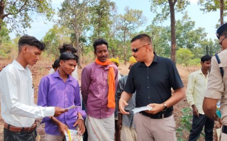सरहदी गांवों में रात्रि प्रवास कर पुलिस अधीक्षक ने सुनी ग्रामीणों की समस्याएं