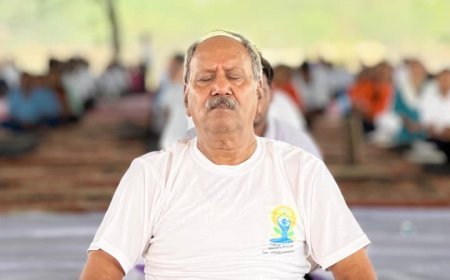 योग से मन, बुद्धि, शरीर और आत्मा का होता है संपूर्ण विकास : बृजमोहन अग्रवाल