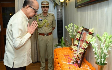 डॉ श्यामा प्रसाद मुखर्जी की पुण्यतिथि पर राज्यपाल ने दी श्रद्धांजलि