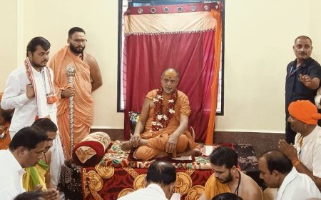 परासिया के सिद्धिविनायक मंदिर पहुंचे जगद्गुरु शंकराचार्य, भक्तों ने किया भव्य स्वागत