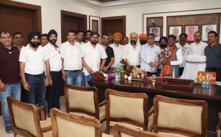 मोटरयान नियमों में संशोधन पर चेंबर ने उठाई आपत्ति, परिवहन मंत्री को सौंपा ज्ञापन