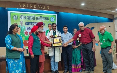 पर्यावरण रत्न सम्मान-2026 से सम्मानित हुए अमिताभ दुबे, बोले- यह सम्मान ग्रीन आर्मी के हर पर्यावरण सैनिक का