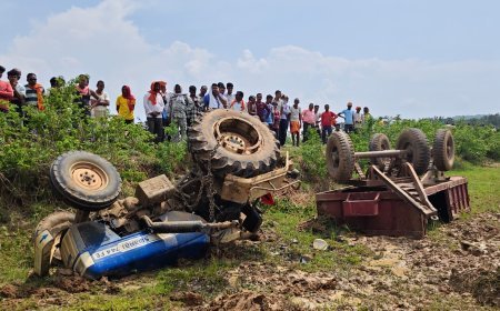 सिहावा में दर्दनाक हादसा, ट्रैक्टर पलटने से 18 वर्षीय युवक की मौत, एक किशोर घायल