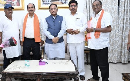 मुख्यमंत्री विष्णु देव साय से मिले छाया विधायक महेश साहू, खरसिया के विकास कार्यों पर हुई चर्चा