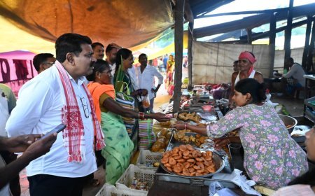 मर्दापाल के साप्ताहिक बाजार में अचानक पहुंचे विजय शर्मा, ग्रामीणों और व्यापारियों से किया सीधा संवाद