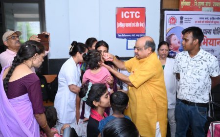 राष्ट्रीय पल्स पोलियो अभियान का शुभारंभ, विधायक पुरन्दर मिश्रा ने बच्चों को पिलाई पोलियो की दो बूंद