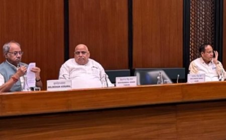 स्वास्थ्य और फार्मा क्षेत्र में वैश्विक नेतृत्व की ओर बढ़ रहा भारत : बृजमोहन अग्रवाल