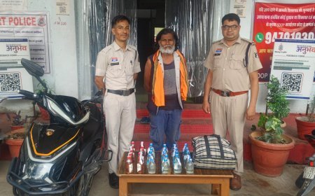रतनपुर पुलिस की कार्रवाई, इलेक्ट्रिक स्कूटी से शराब बेच रहा आरोपी गिरफ्तार
