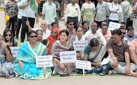 परिक्रमा पथ परियोजना के विरोध में कांग्रेस का चक्काजाम, डोंगरगढ़ में घंटों प्रभावित रही यातायात व्यवस्था