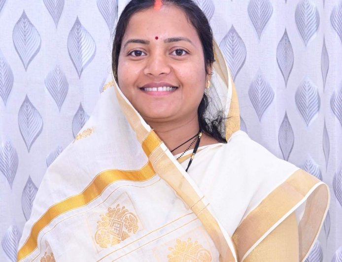 बलरामपुर में अंतर्राष्ट्रीय योग दिवस पर भव्य सामूहिक योगाभ्यास, मंत्री लक्ष्मी राजवाड़े होंगी मुख्य अतिथि