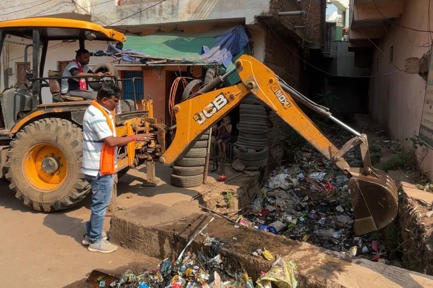 बरसात से पहले कवर्धा नगर पालिका का सफाई अभियान तेज, नाला-नालियों की सफाई शुरू