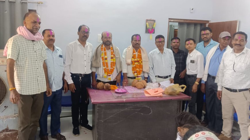 वन विभाग में भावपूर्ण विदाई समारोह, यशवंत साहू और इस्माइल खान को दी गई सम्मानजनक विदाई