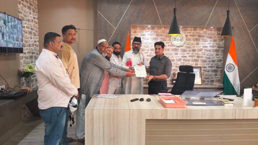 गाय को राष्ट्रीय पशु घोषित करने की मांग, मुस्लिम समाज ने प्रधानमंत्री के नाम सौंपा ज्ञापन