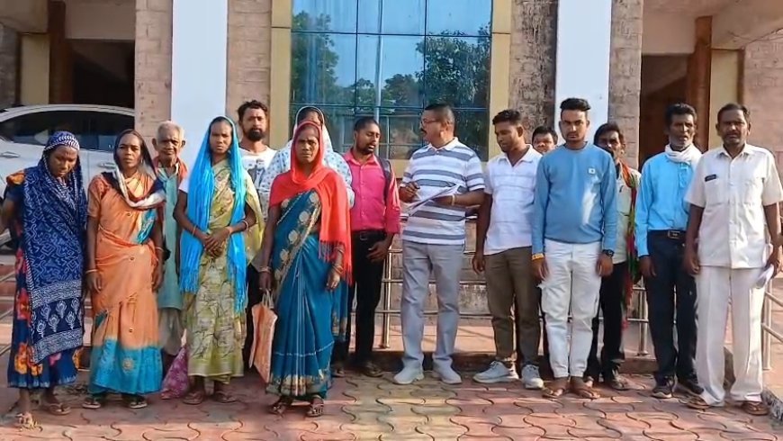 NH-343 किनारे वन भूमि पर अवैध कब्जे का आरोप: आदिवासी समाज का विरोध, ‘बाहरी भगाओ, छत्तीसगढ़ बचाओ’ के लगे नारे