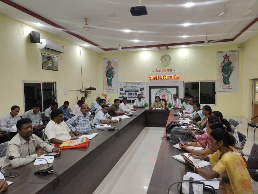रायगढ़ में एसडब्ल्यूएम नियम-2026 के प्रभावी क्रियान्वयन हेतु ग्राम पंचायत सचिवों का प्रशिक्षण आयोजित