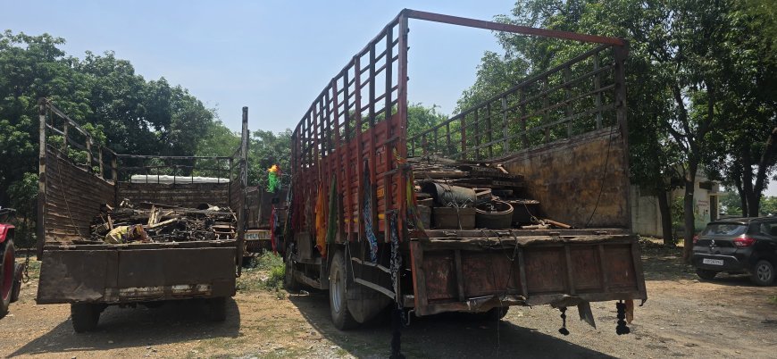 उरगा पुलिस की बड़ी कार्रवाई, लावारिस वाहनों से लाखों रुपये का कबाड़ और कटे वाहन पार्ट्स जब्त