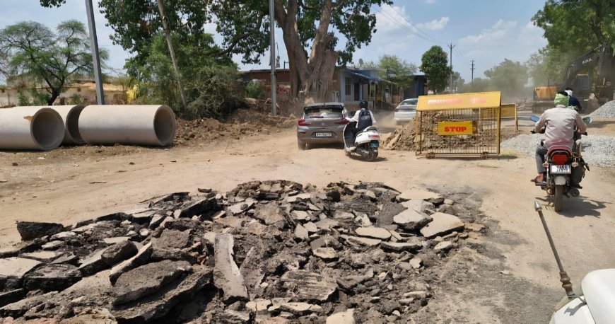 सांसद संतोष पांडेय के निरीक्षण के बाद शुरू हुआ सड़क निर्माण कार्य, क्षेत्रवासियों ने जताया आभार