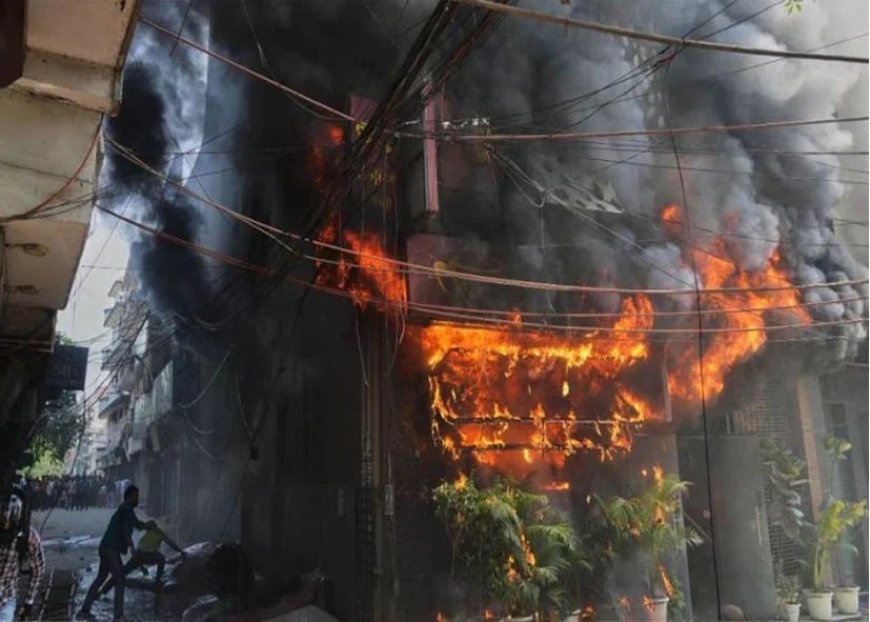 मालवीय नगर होटल अग्निकांड में मृतकों की संख्या 23 पहुंची, होटल मालिक और अकाउंटेंट 12 दिन की न्यायिक हिरासत में
